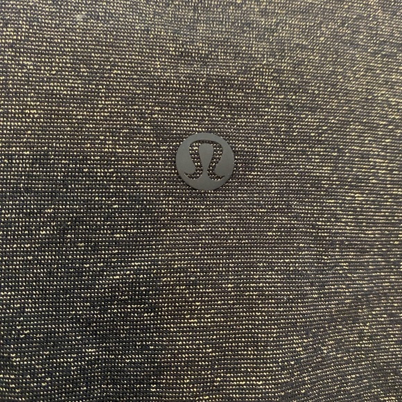 Lululemon Womens Large Back in Action Long Sleeve Black Gold Sparkle Oversized - Picture 4 of 4